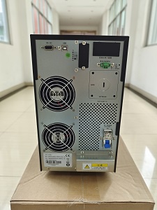 ups電源密封鉛酸蓄電池可分為電極方式和陰極吸收方式。